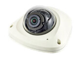 HANWHA FULL HD  1080P  MINI VANDAALBESTENDIGE IP-CAMERA VOOR BUITEN  MOBIELE TOEPASSINGEN  M12-CONNECTOR   X-REEKS MET 150 DB WDR  2 4 MM LENS  135 4 GRADEN   INGEB. VIDEO-ANALYSE  POE